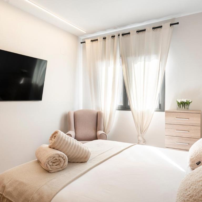 EnjoyGranada New Suite EMIR - One-Bedroom Apartment - 26