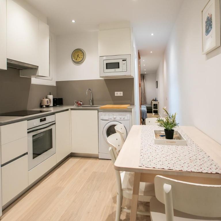 E4lle1031 - Studio next to Plaza Espanya - Studio Apartment - 2