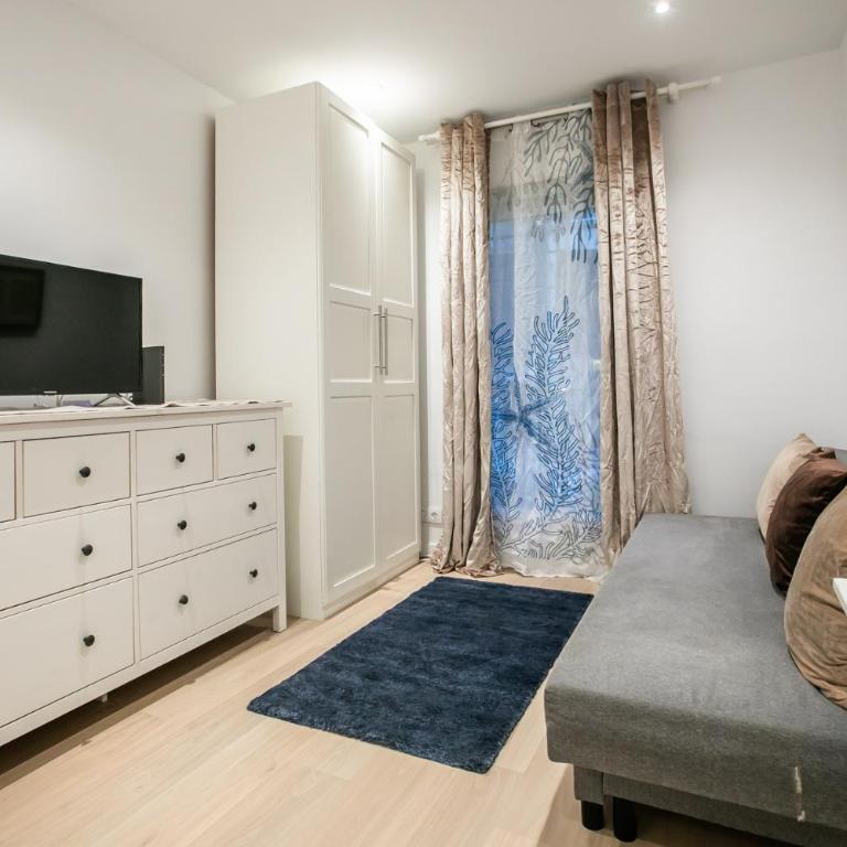 E4lle1031 - Studio next to Plaza Espanya - Studio Apartment - 5