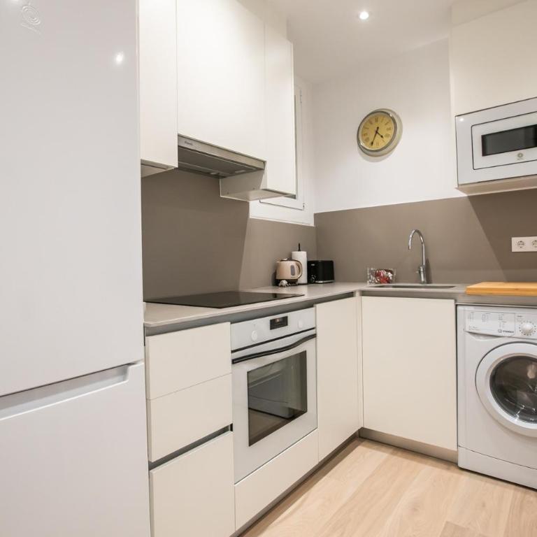 E4lle1031 - Studio next to Plaza Espanya - Studio Apartment - 11