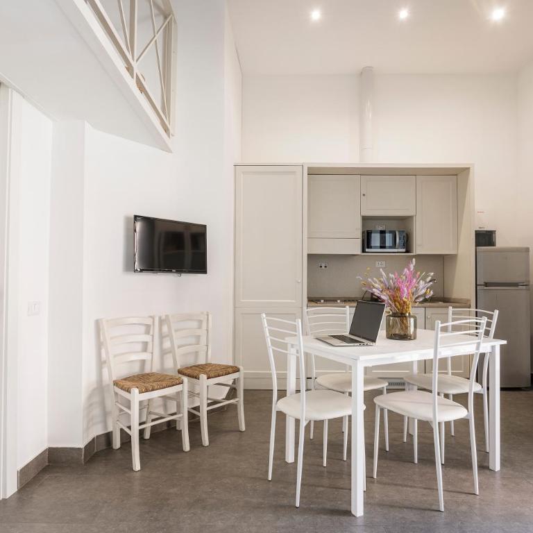 Casina Bianca - Appartamento con 1 Camera da Letto - 52