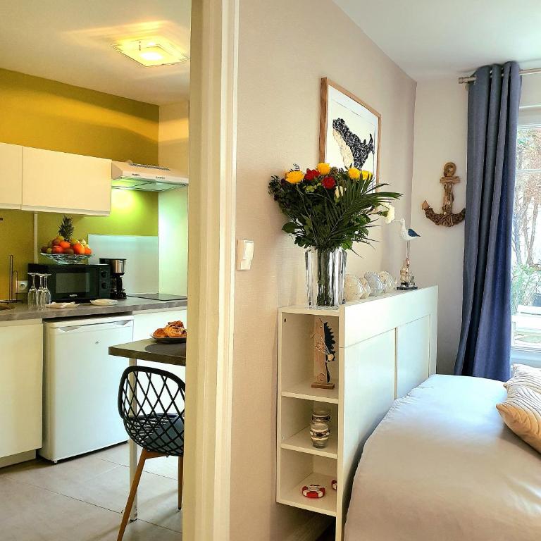 La Petite Boulonnaise Studio cosy avec cour privative - proche Nausicaa - Studio avec Terrasse - 2
