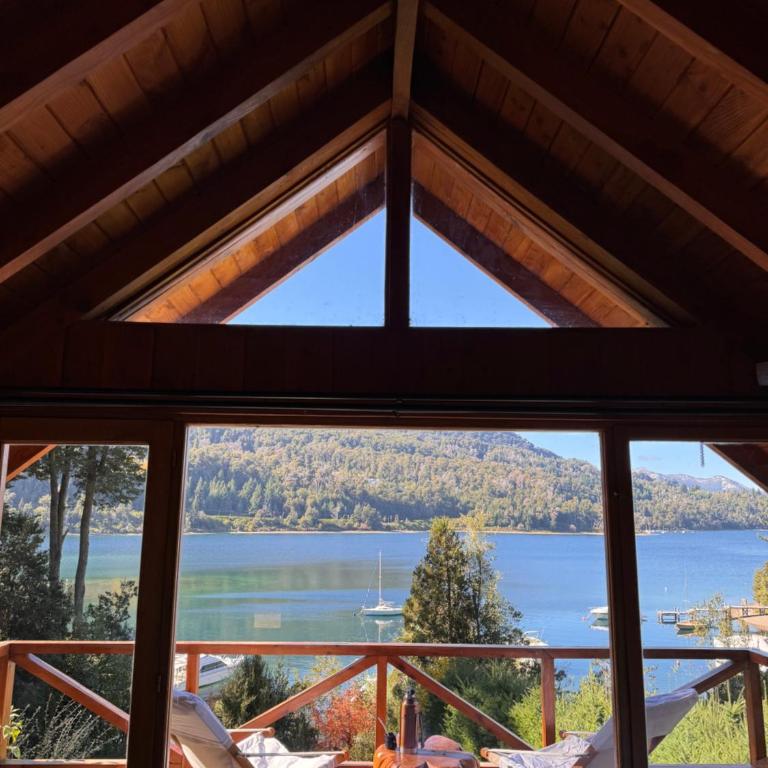 El Remanso del Lago - Habitación con cama extragrande y vistas al lago - 2