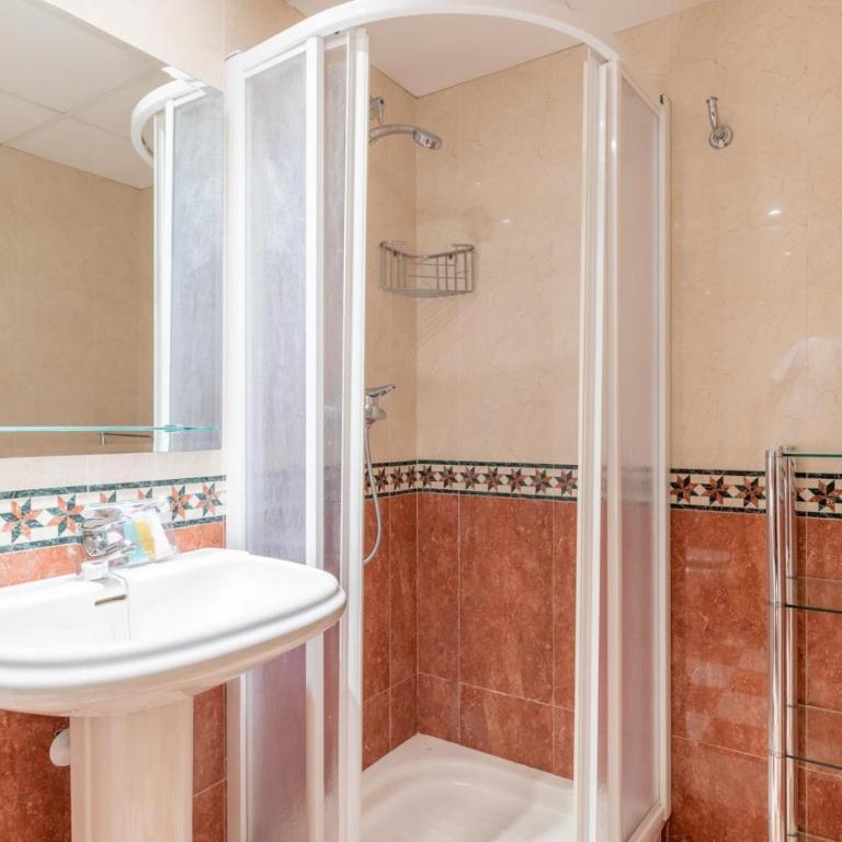 Apartamento Playa de Oro 8B - Grupo Turis - Apartamento - 11