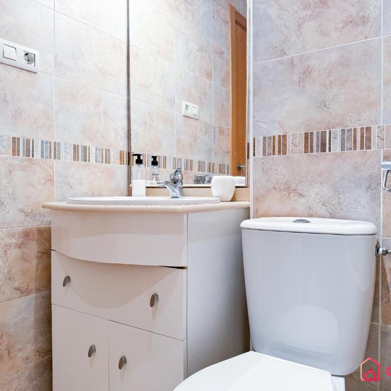 Fantástico 1era línea con 3 habs - Apartamento de 3 dormitorios con vistas al mar - 56