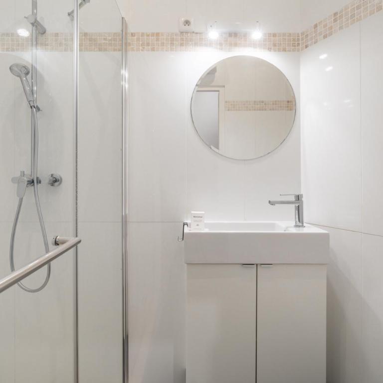 Appartement cosy à 2 min de Paris 16 ème - Appartamento con 1 Camera da Letto - 16