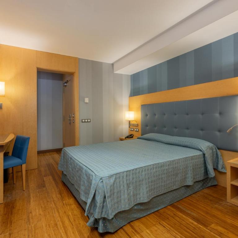 Hotel del Mar - Double or Twin Room with Extra Bed - 5