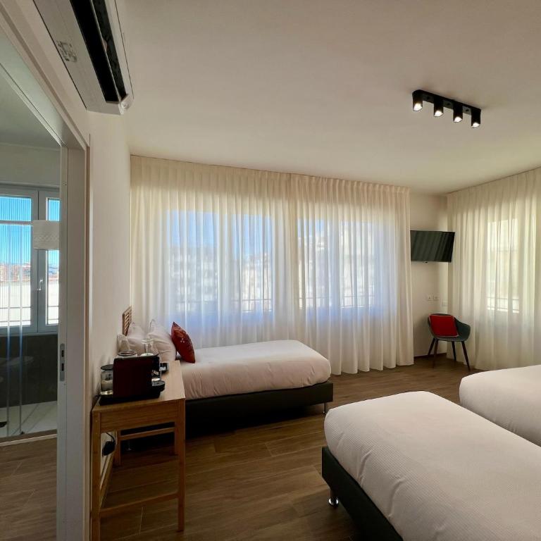 Florentia Boutique - Camera Quadrupla Deluxe - 1