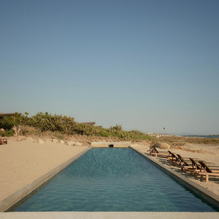 Punta Pajaros Hotel - Habitación con cama grande y vistas al mar - 13