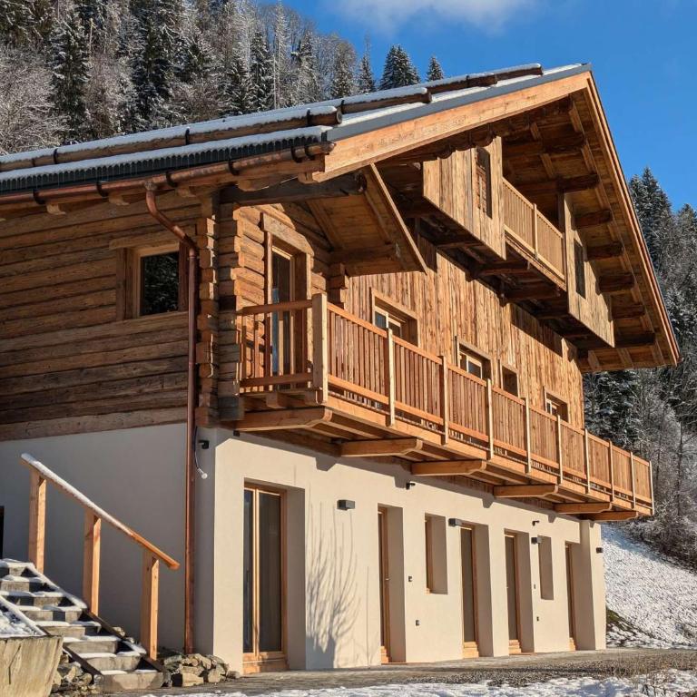Lodge alpin chaleureux, 4 chambres, 10 pers, parking, terrasse, Arêches-Beaufort - Appartement 4 Chambres - 2