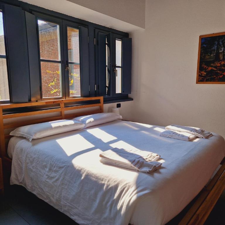B&B e Ostello, Parco di Monza, CASCINA COSTA ALTA - Camera Matrimoniale - 11