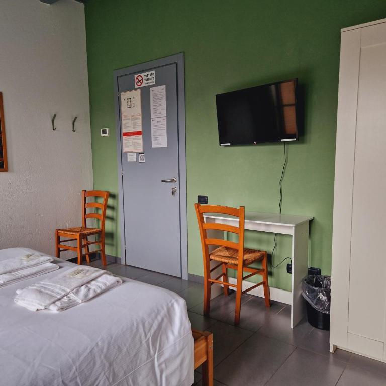 B&B e Ostello, Parco di Monza, CASCINA COSTA ALTA - Camera Matrimoniale - 10