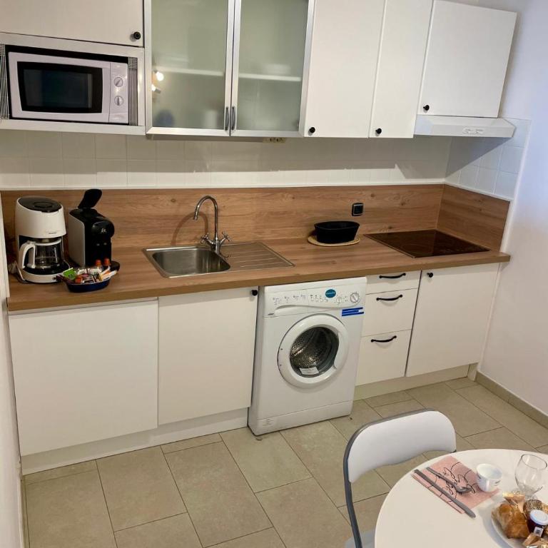 Bahia1-3-41 apt 1ère ligne mer à Empuriabrava - Apartamento de 1 dormitorio - 20