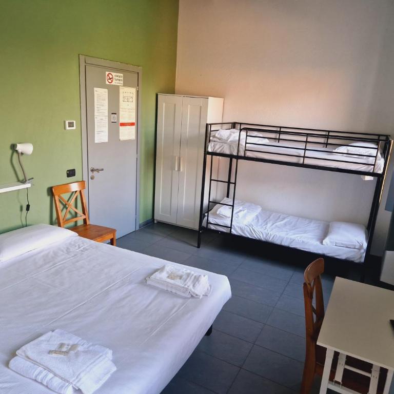B&B e Ostello, Parco di Monza, CASCINA COSTA ALTA - Camera Familiare (2 Adulti + 2 Bambini) - 30