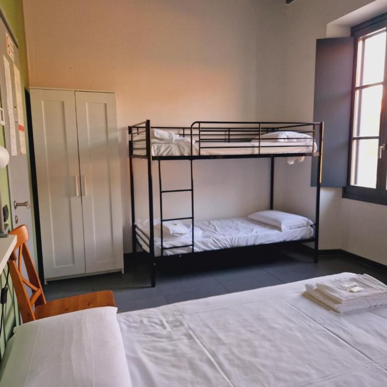 B&B e Ostello, Parco di Monza, CASCINA COSTA ALTA - Camera Familiare (2 Adulti + 2 Bambini) - 14