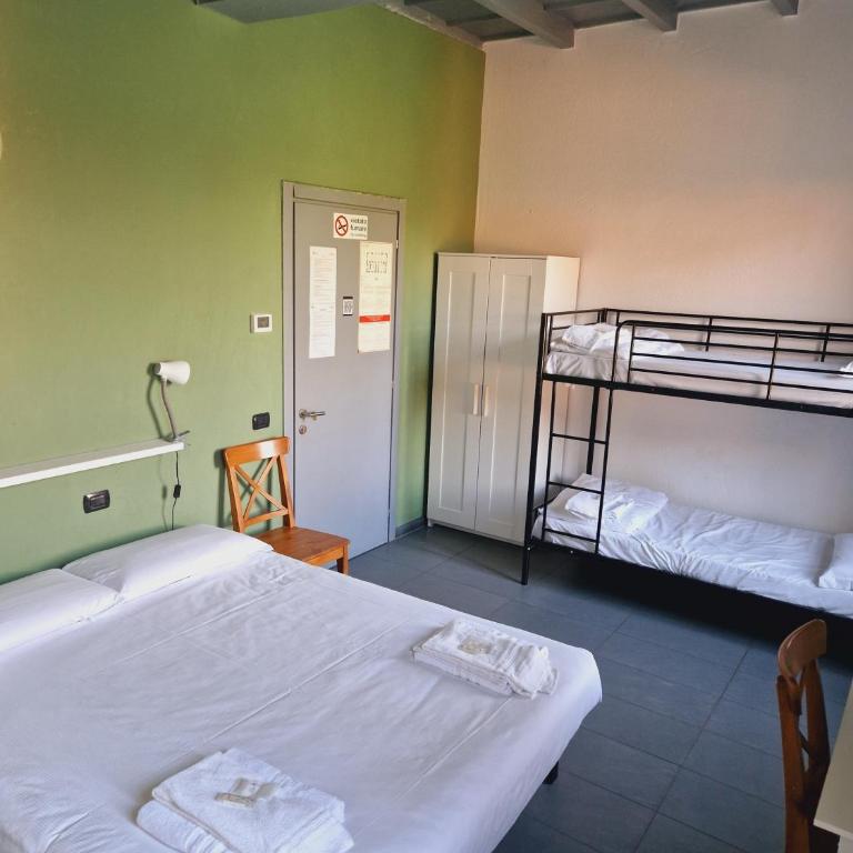 B&B e Ostello, Parco di Monza, CASCINA COSTA ALTA - Camera Familiare (2 Adulti + 2 Bambini) - 18
