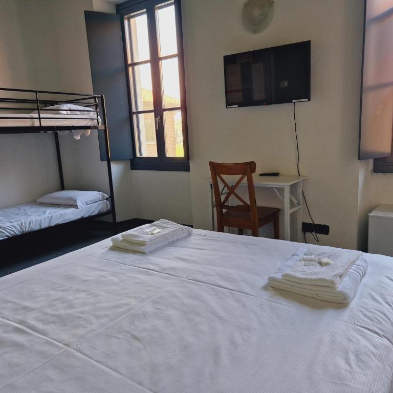 B&B e Ostello, Parco di Monza, CASCINA COSTA ALTA - Camera Familiare (2 Adulti + 2 Bambini) - 31