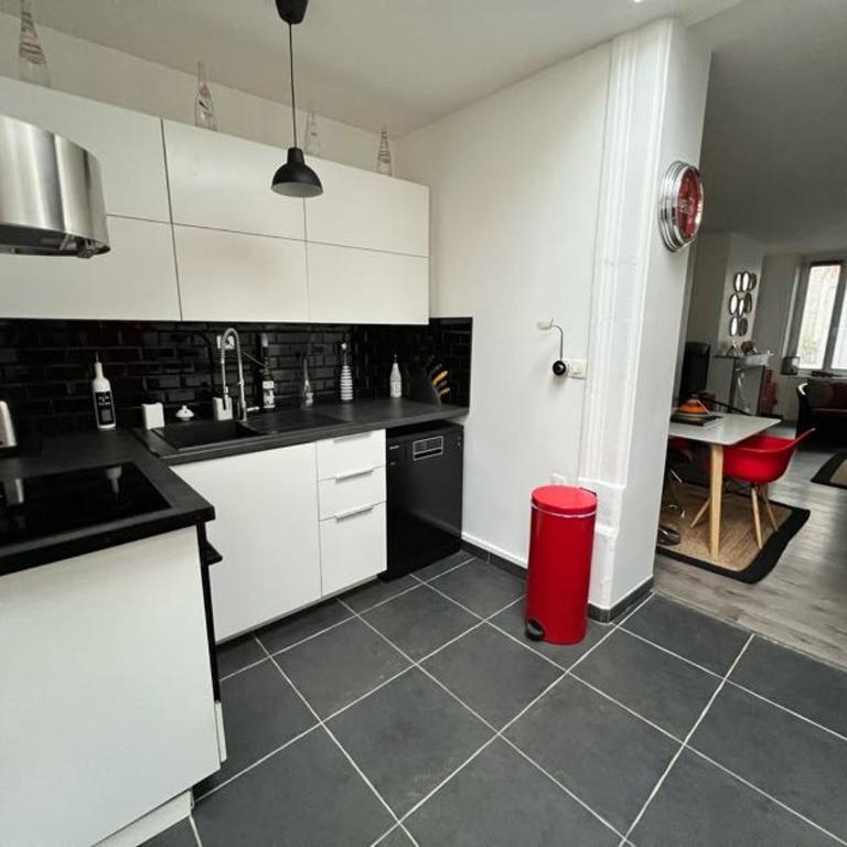 Home by Lucie - 2 chbres - Maison 2 Chambres - 9