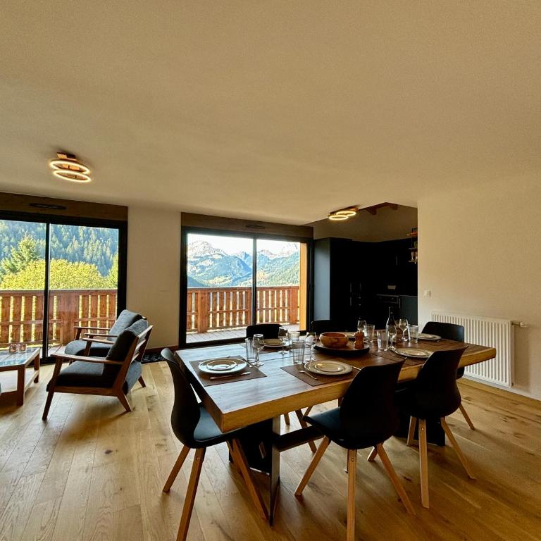Grand T3 et Coin montagne - Central et lumineux - Appartement 2 Chambres avec Balcon - 1