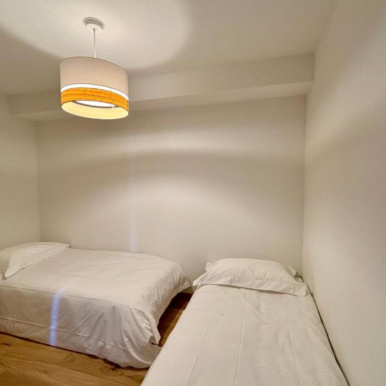 Grand T3 et Coin montagne - Central et lumineux - Appartement 2 Chambres avec Balcon - 16