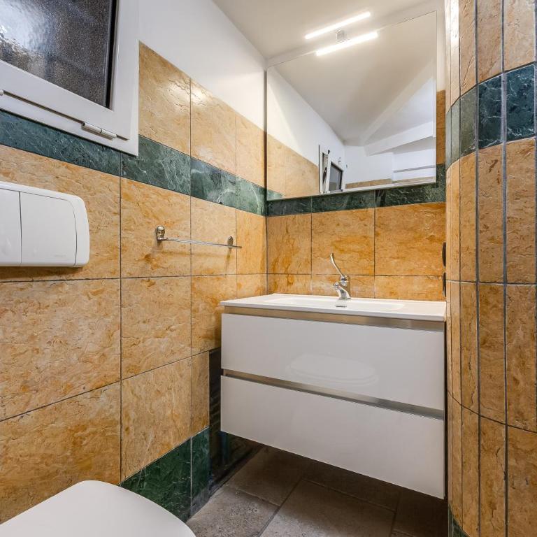 Oliviero - Piazza Navona Apartment - Appartamento con 2 Camere da Letto - 16
