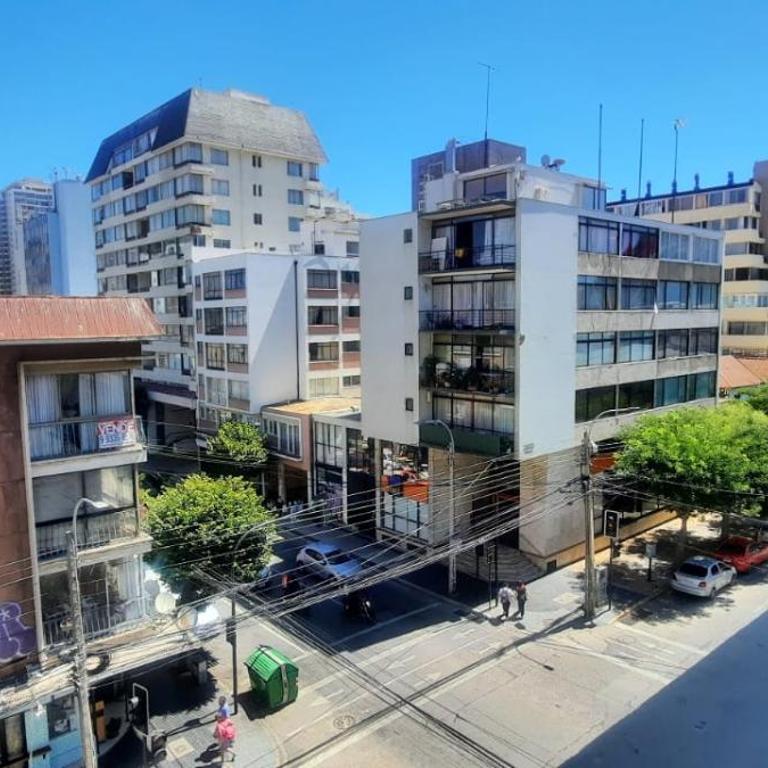 Departamento pleno centro viña - Two-Bedroom Apartment with Balcony - 13