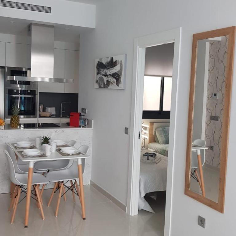 Brilliant Apartment Cibeles Torrevieja - Two-Bedroom Apartment - 16
