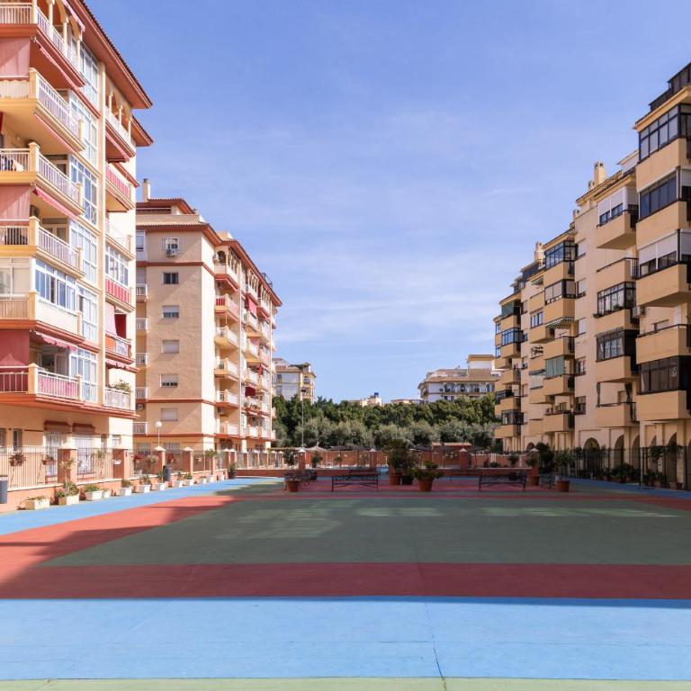 Apartamento Ninfa - Wifi, Piscina, A/C, Lavadora, silla de ruedas bienvenidas - Three-Bedroom Apartment - 19