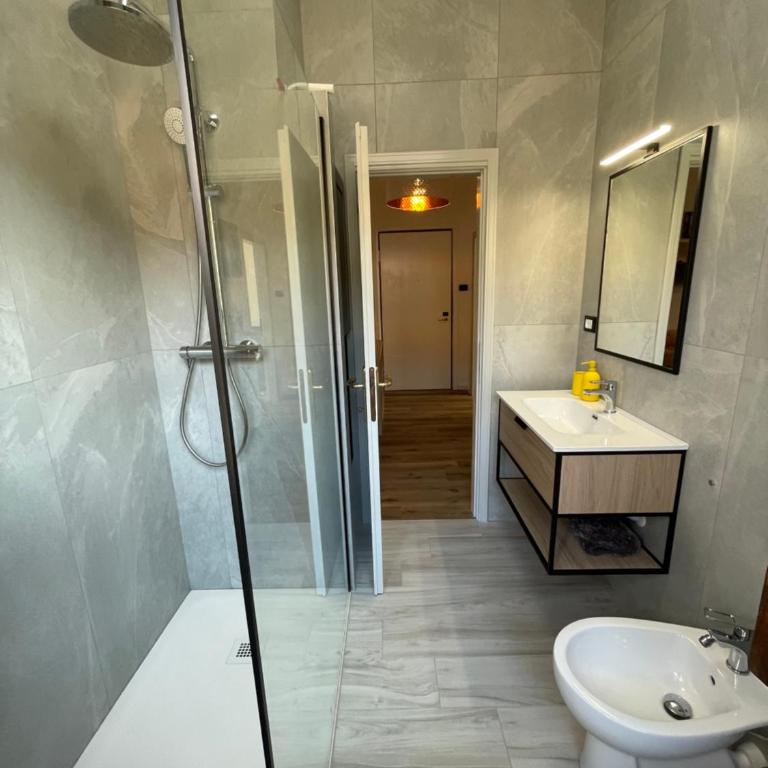 AuroraEast - Appartamento con 2 Camere da Letto - 20
