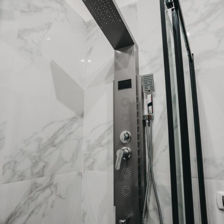 Moon Suite - Taranto Centro - Vasca Idromassaggio - One-Bedroom Apartment - 16