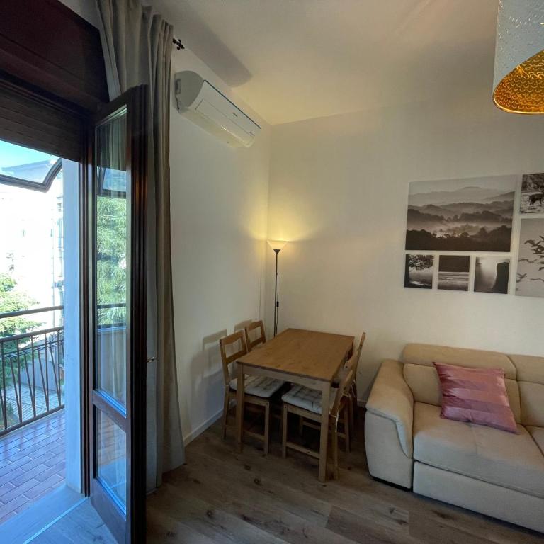 AuroraEast - Appartamento con 2 Camere da Letto - 8