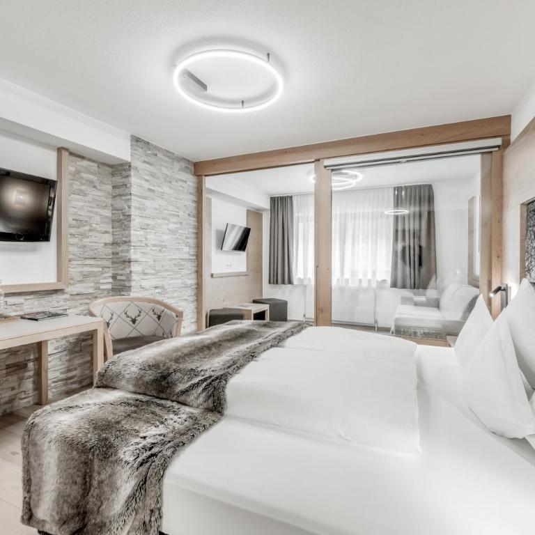 Hotel Grauer Bär - Familienstudio - 2