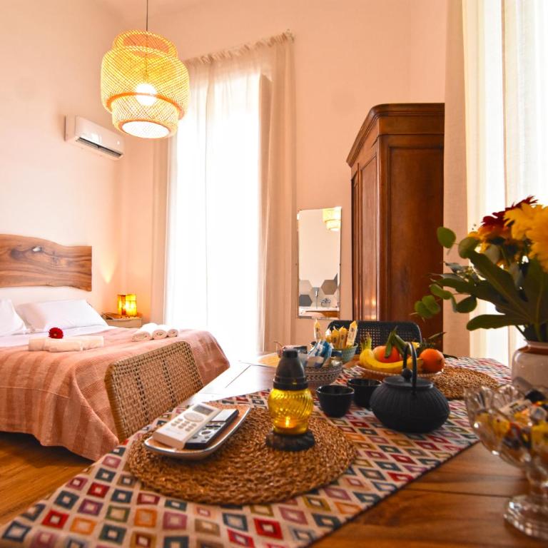 Sunrise Luxury - Suite with Sea View and Spa Bath - 29