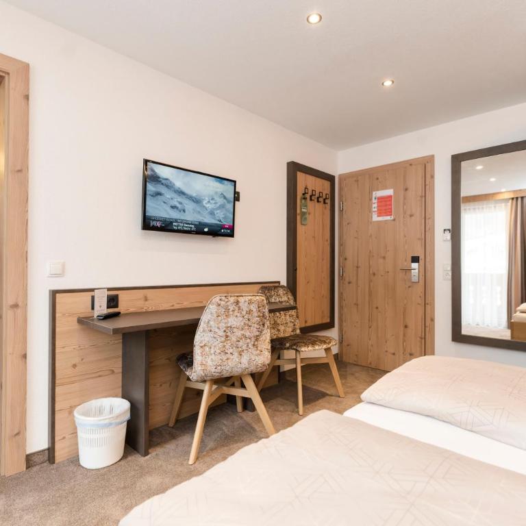 Hotel Garni Pfeifer - Doppelzimmer - 4