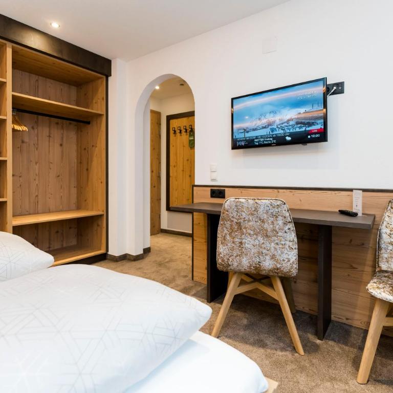 Hotel Garni Pfeifer - Doppelzimmer - 9