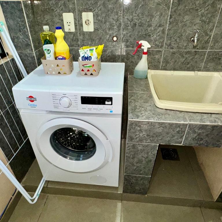 Apartamento con piscina, terraza y parking en las cercanías de Asunción - Three-Bedroom Apartment Suite - 36
