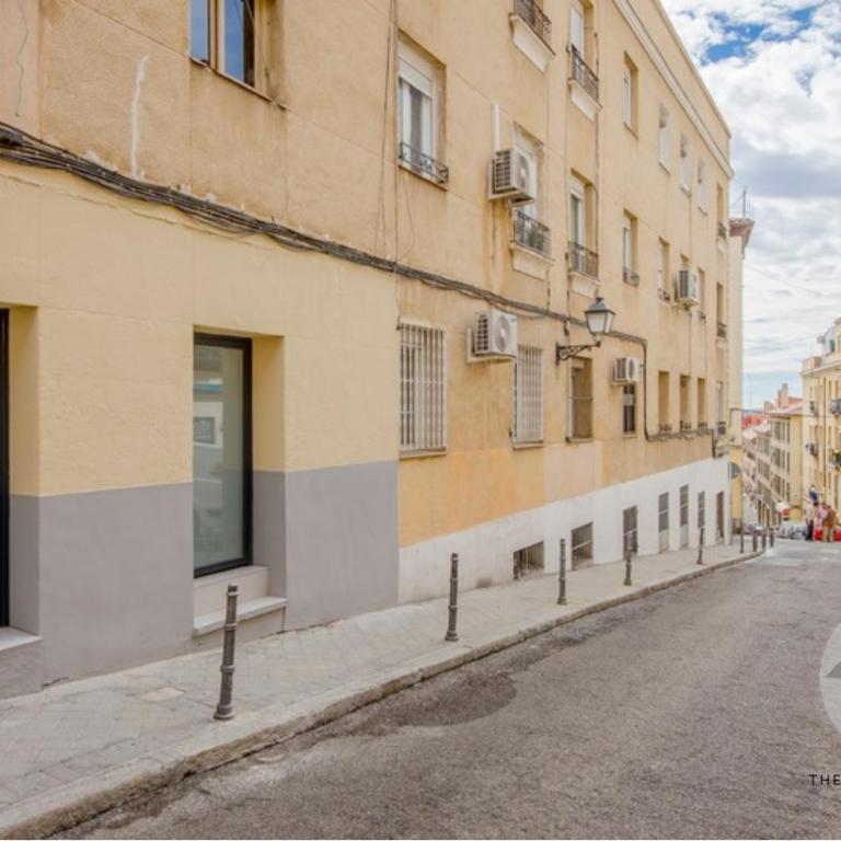 Encanto para 8 en La Latina, Mira el Río Baja E3 - Apartamento de 3 dormitorios - 2
