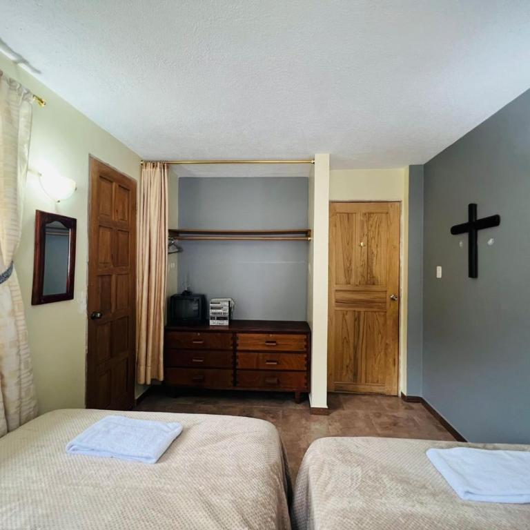 Charming apartment 2 bedroom 2 bath - Two-Bedroom Apartment - 19