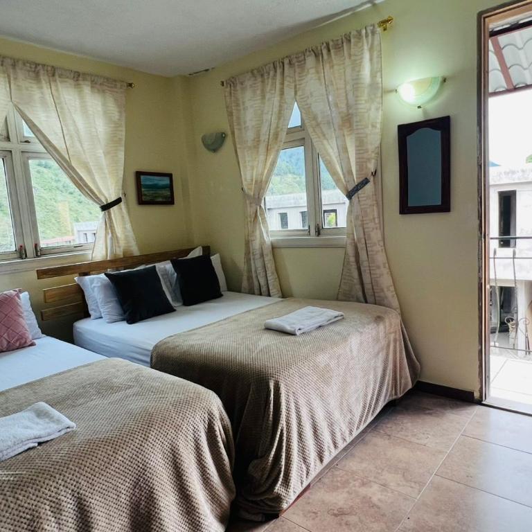 Charming apartment 2 bedroom 2 bath - Two-Bedroom Apartment - 5