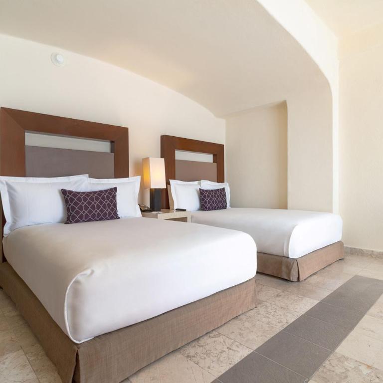 Camino Real Acapulco Diamante - Habitación Doble Deluxe con vistas parciales al mar - 2 camas - 4