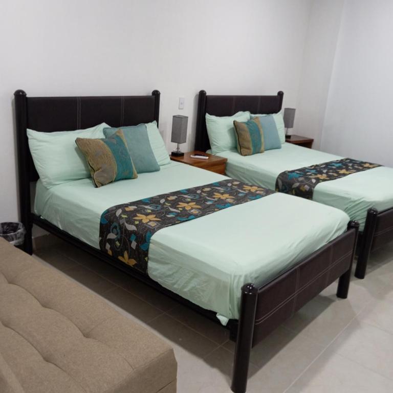 Casa las Flores - Habitación Doble - 2 camas dobles - 3