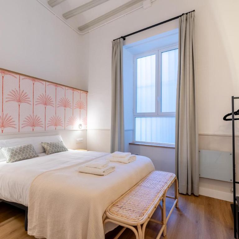 M4 Santa Cruz Catedral - Three-Bedroom Apartment - 1