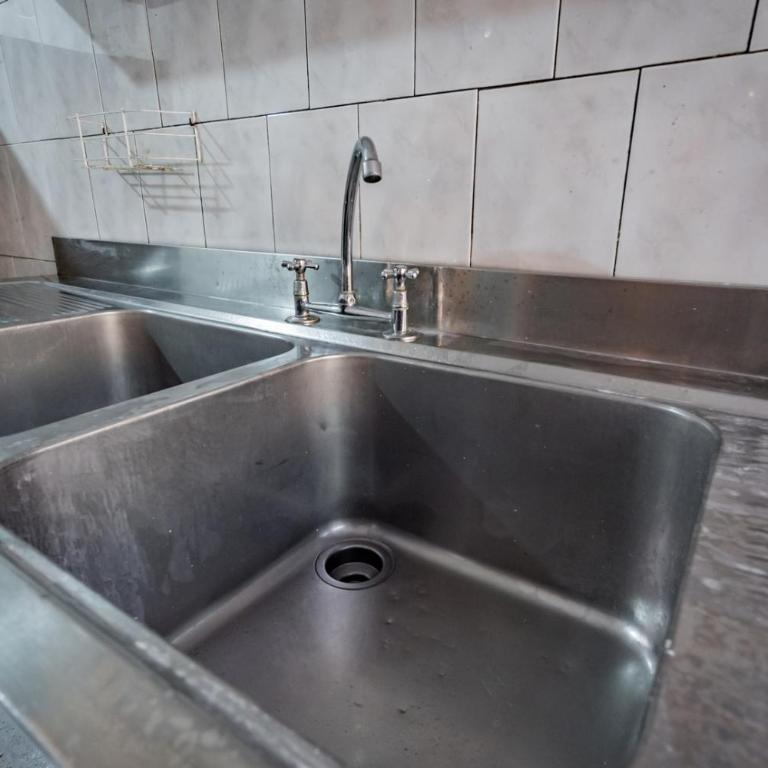 Departamento en Las Condes - Metro Escuela Militar - Four-Bedroom Apartment with Balcony - 5