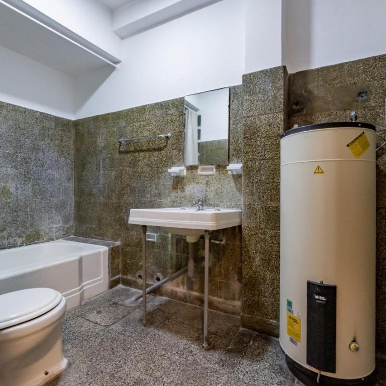 Departamento en Las Condes - Metro Escuela Militar - Four-Bedroom Apartment with Balcony - 12