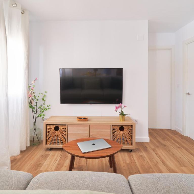 SyL El Palo Sun Beach Parking - Two-Bedroom Apartment - 12