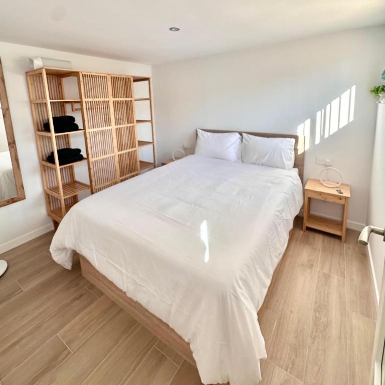 2 bedroom Albir apartment by the beach - Two-Bedroom Apartment - 4