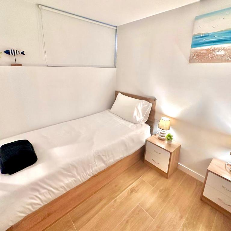 2 bedroom Albir apartment by the beach - Two-Bedroom Apartment - 11