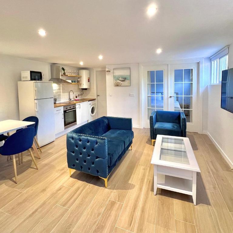 2 bedroom Albir apartment by the beach - Two-Bedroom Apartment - 3