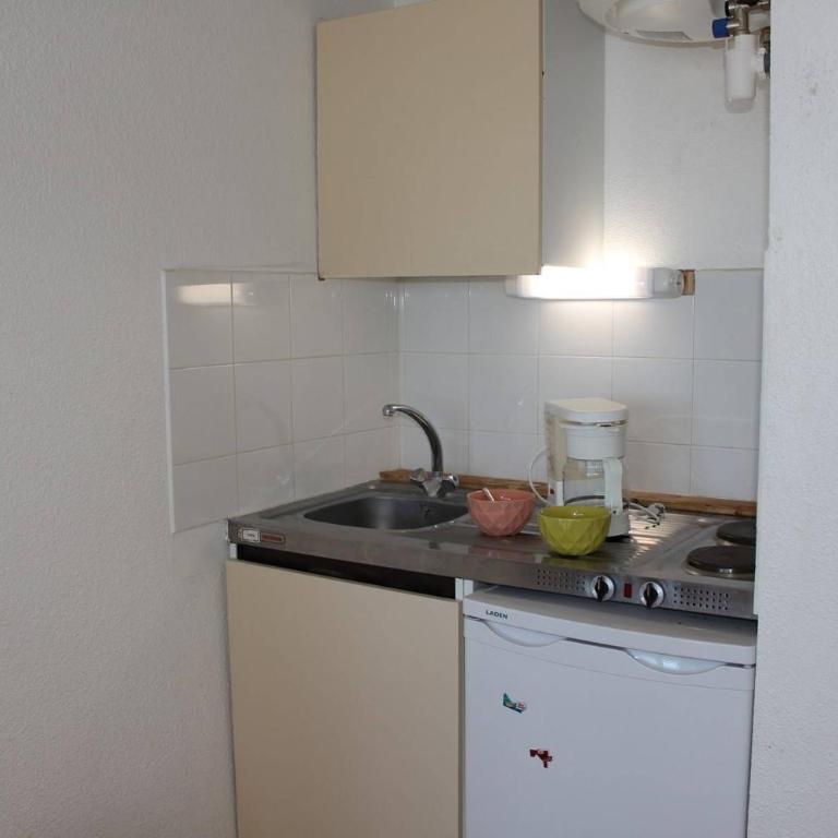 SP150-007 Studio 2 couchages SAINT PIERRE LA MER - Appartement - 9