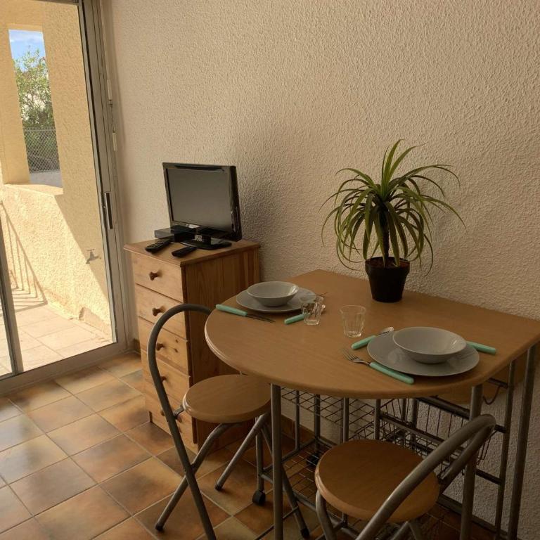 SP230-005 Studio 2 couchages SAINT PIERRE LA MER - Appartement - 7
